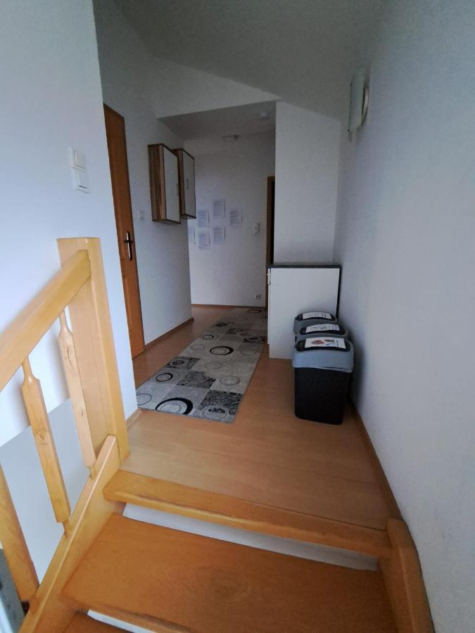 Hostelhollabrunn Ngoại thất bức ảnh